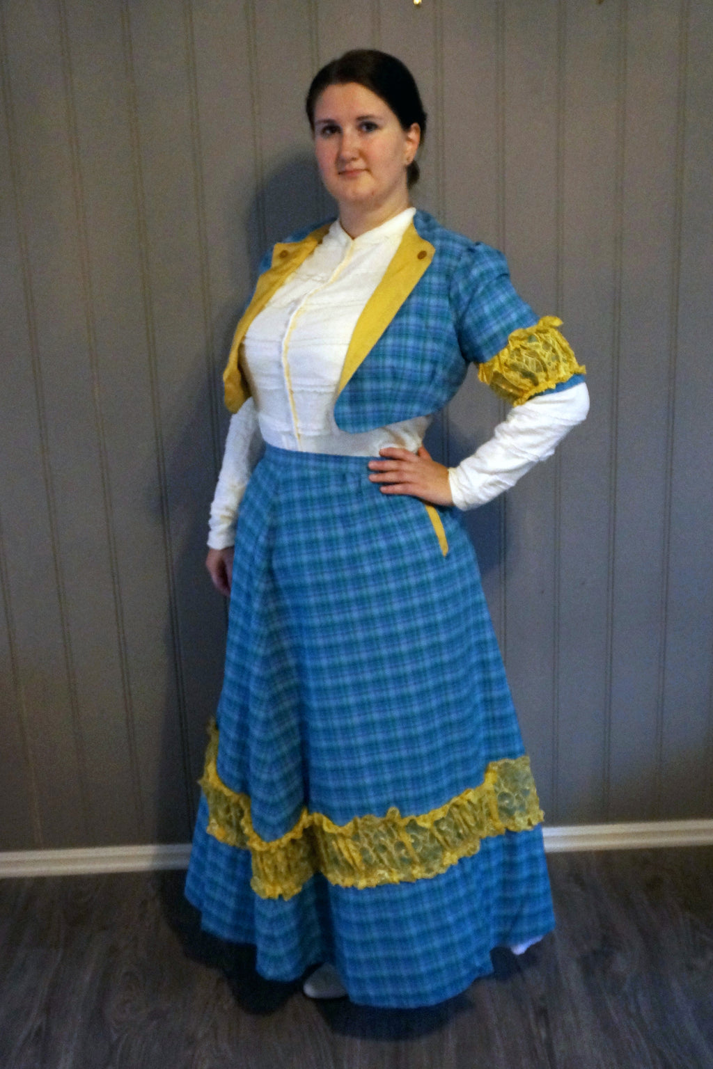 Edvardiansk spaserantrekk, XL