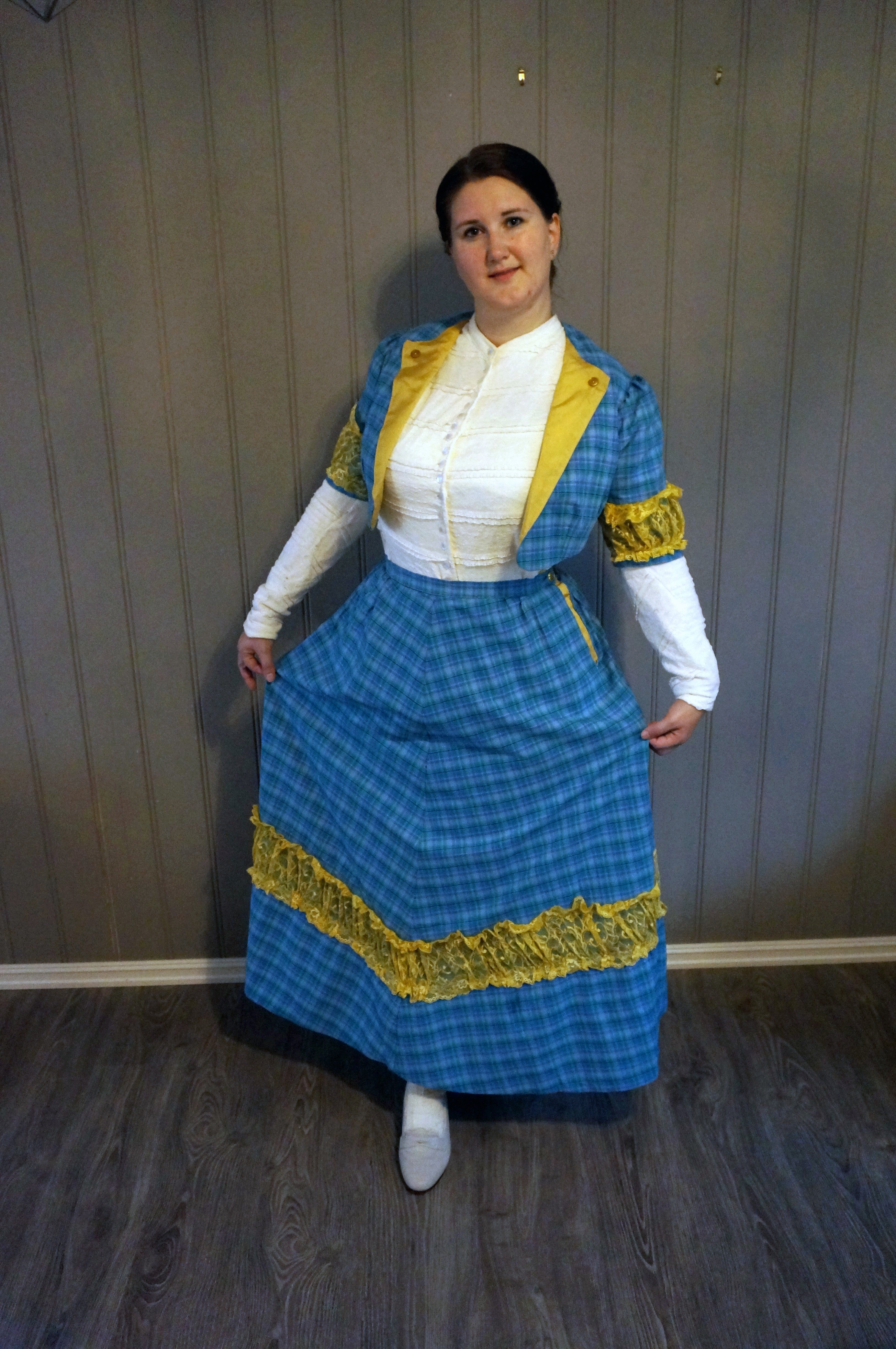 Edvardiansk spaserantrekk, XL