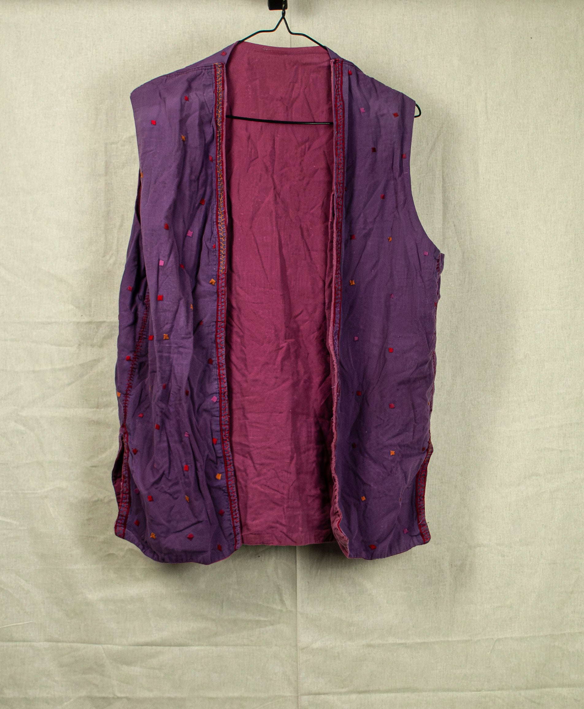 Lilla vest