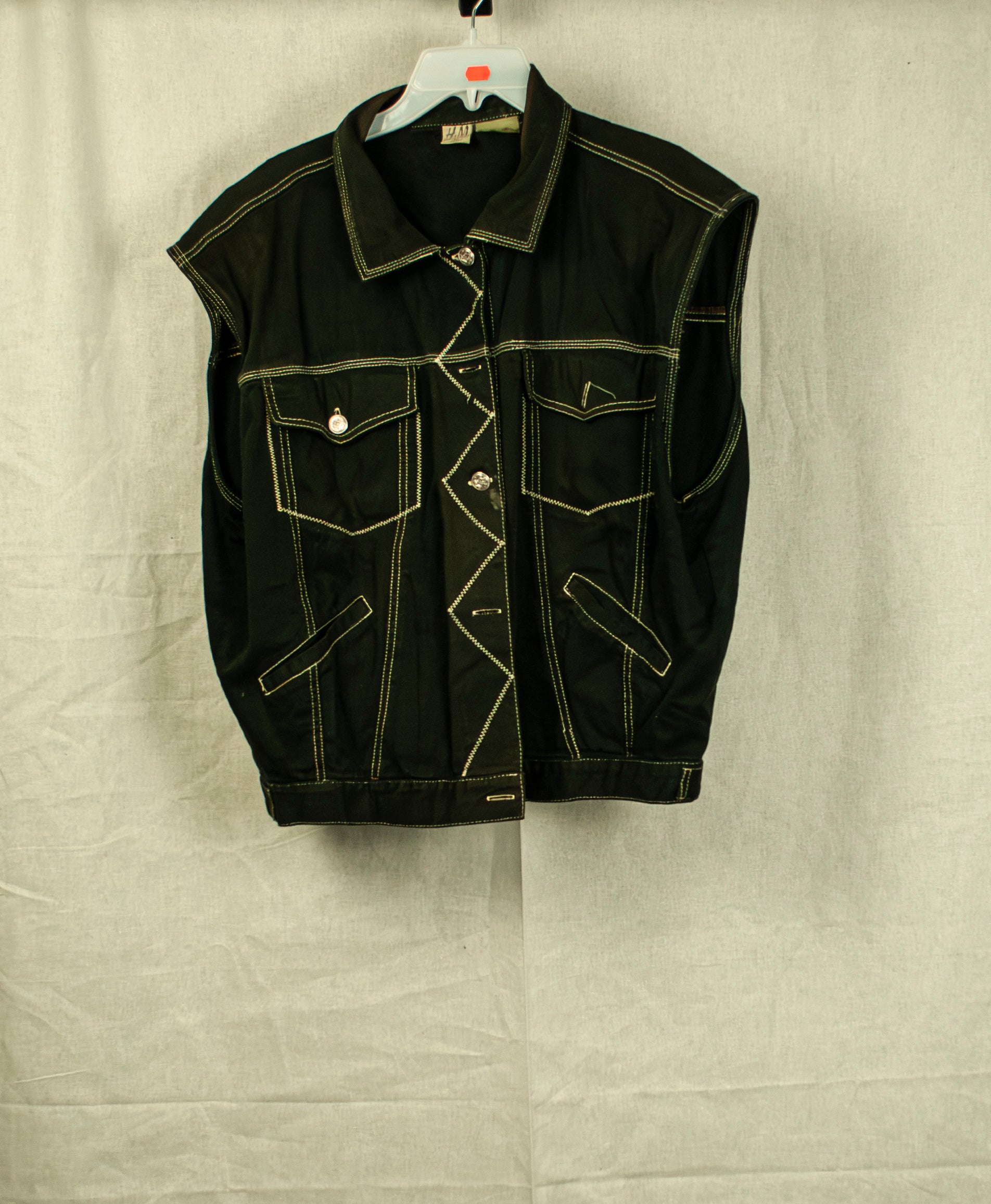 Sort vest i denim, str XL