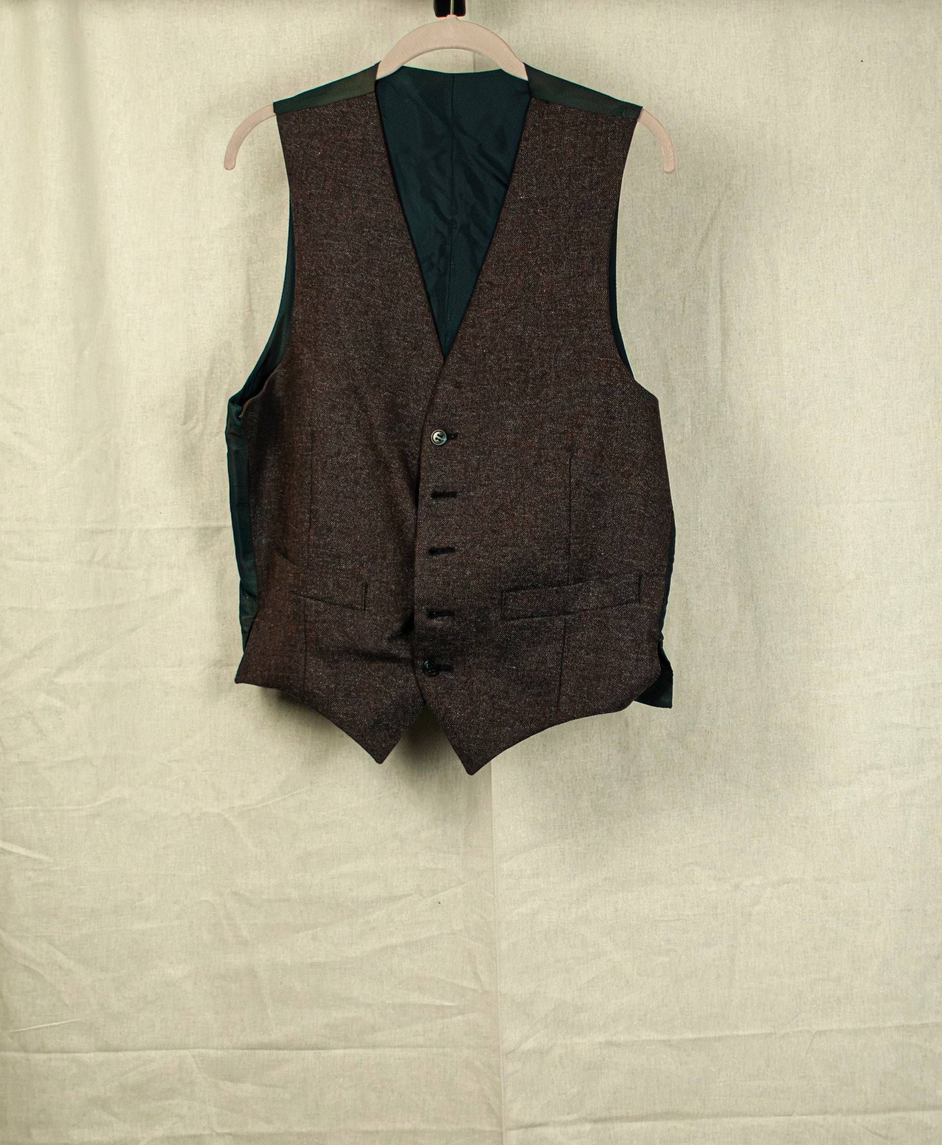 Brun vest