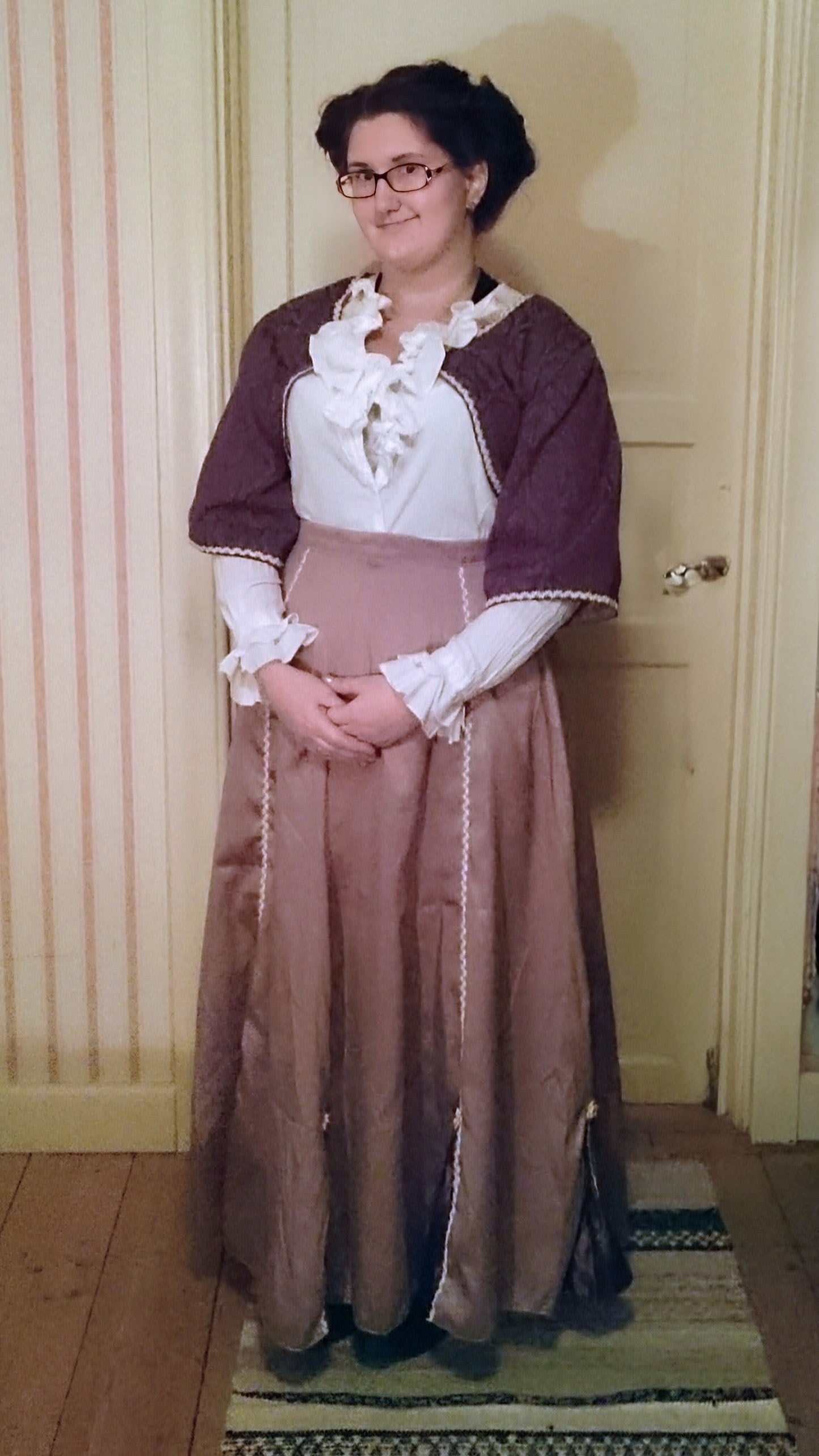 Rosa antrekk, viktoriansk, str 44