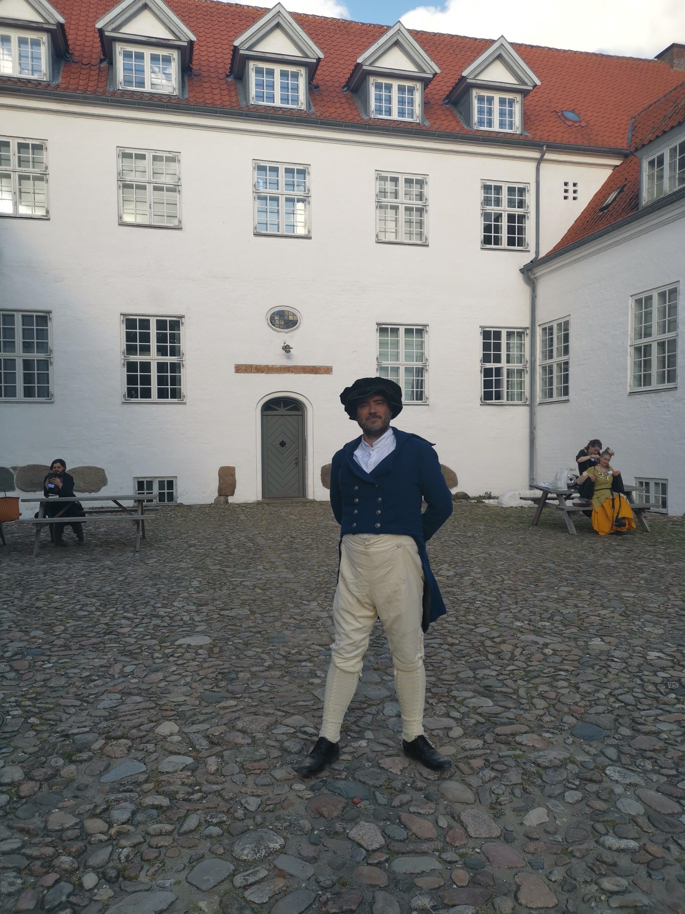 Diverse Regency herreantrekk