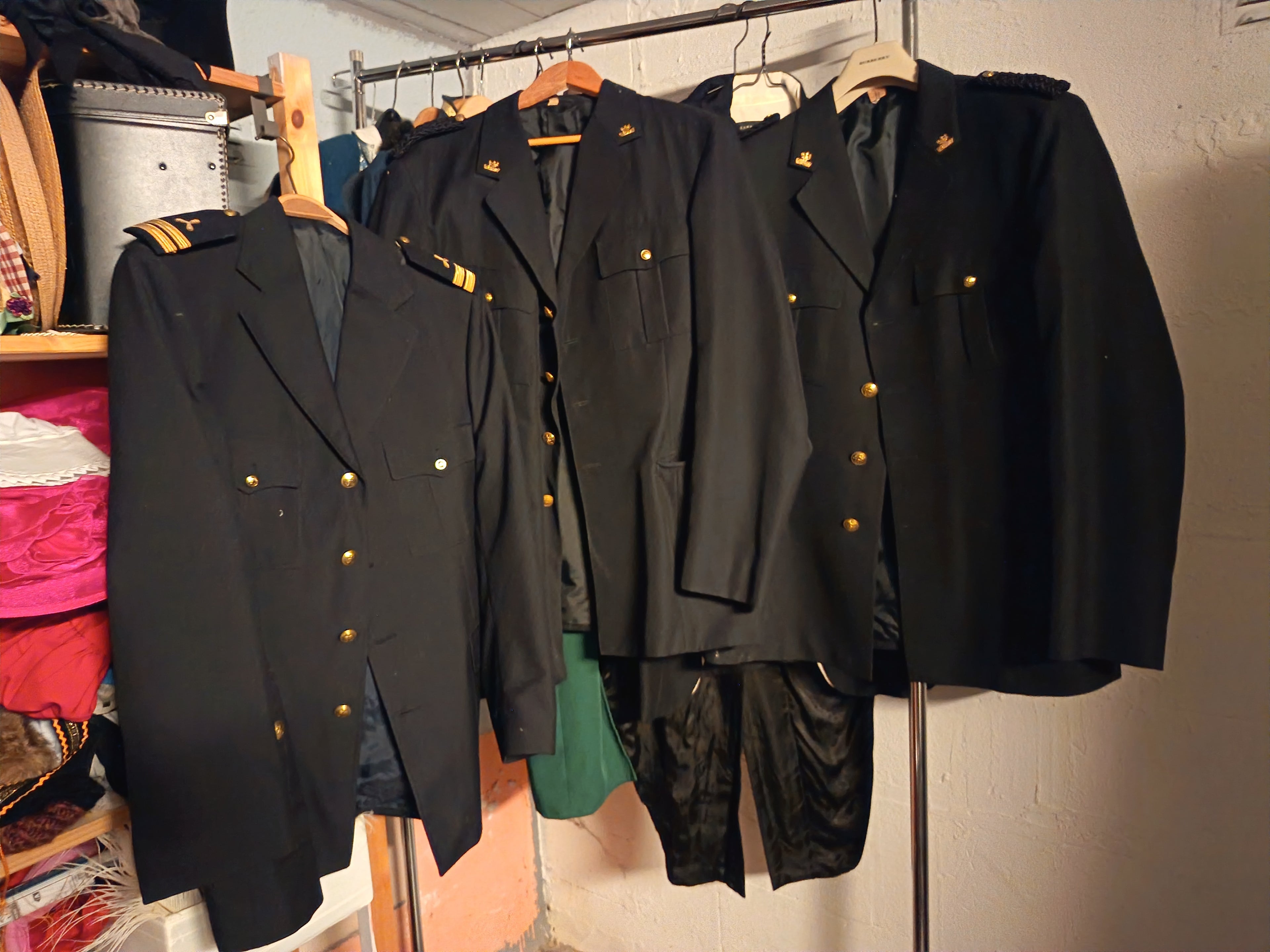 Uniformsjakker, L-XL